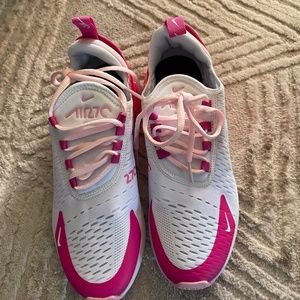 Airmax ladies size 8 NWOB